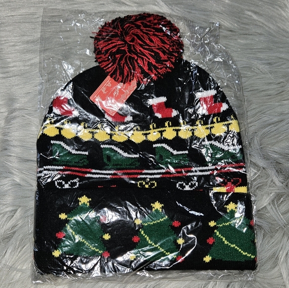 Festive Black Knit Beanie with Christmas Design - Picture 4 of 4